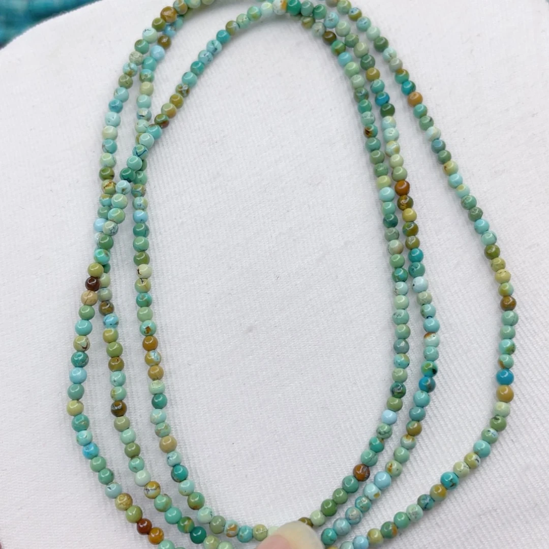 绿松石未镶嵌颈饰