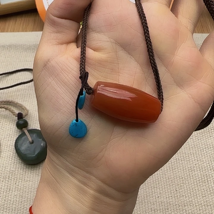 *****南红玛瑙未镶嵌颈饰