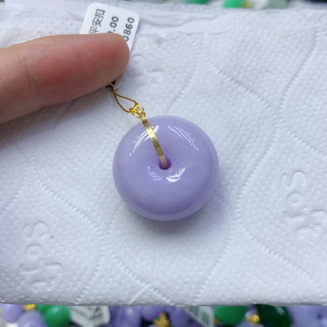 颈饰18K金镶嵌翡翠忆**沫翡翠