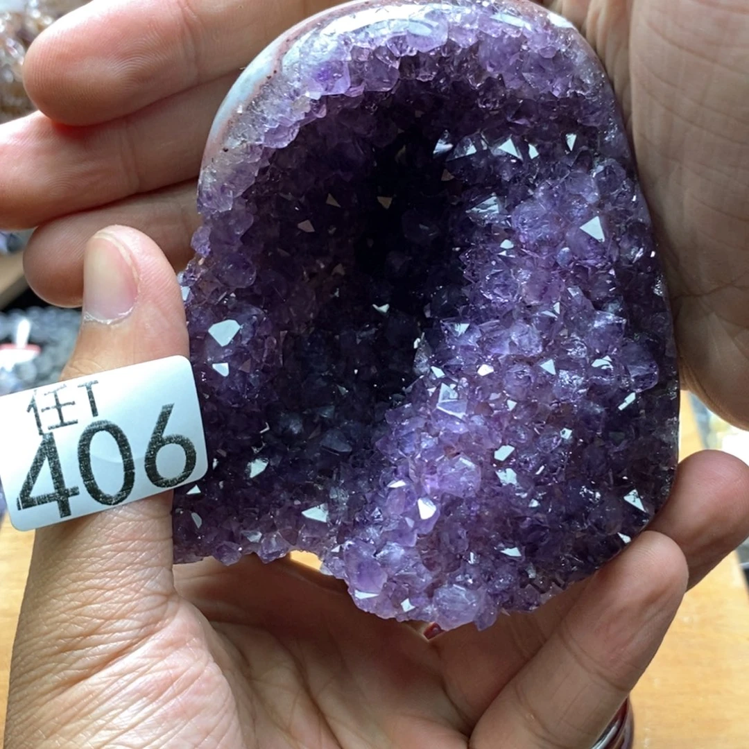 未镶嵌水晶大型摆件（非配饰）