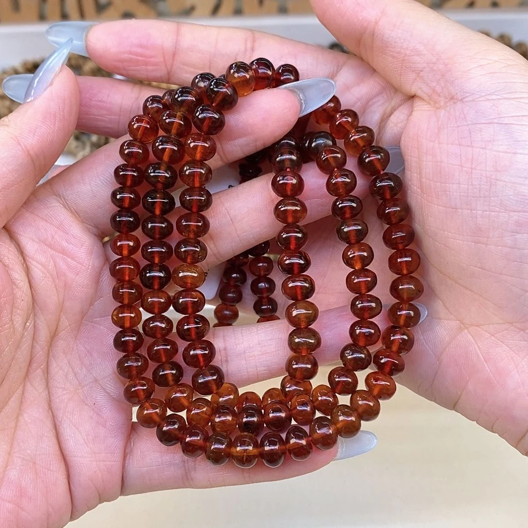 缘***起未镶嵌琥珀裸石7m血珀