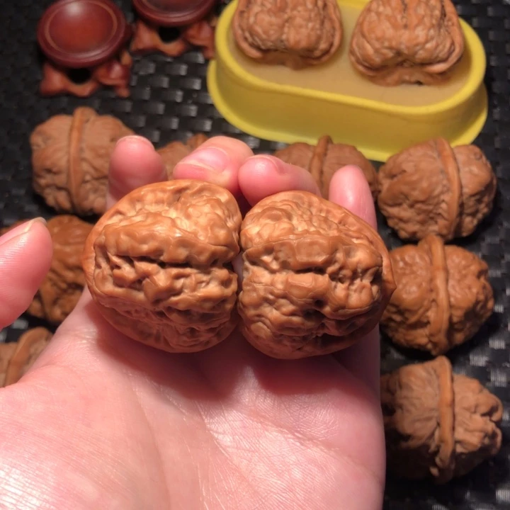 文玩核桃把件37三角蛙王