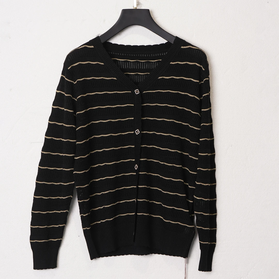 【春季上新】C7365黑色法式韩系设计感条纹V领洋气休闲百搭针织衫