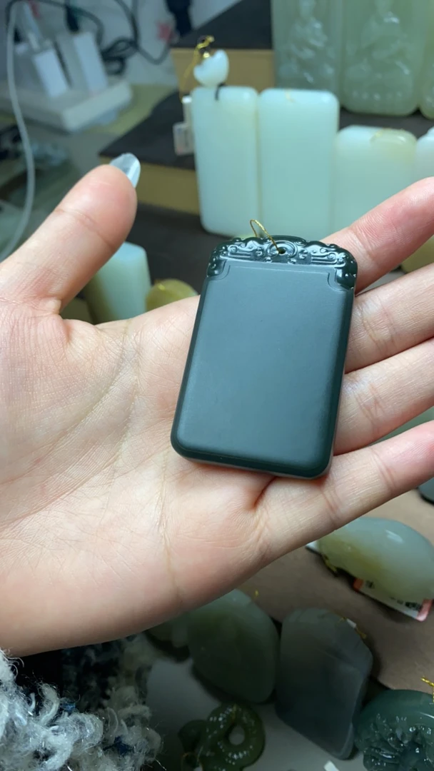 和田玉且末料观音菩萨