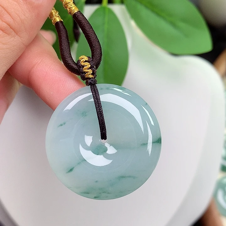 颈饰未镶嵌翡翠平安扣 31.7x6.0mm