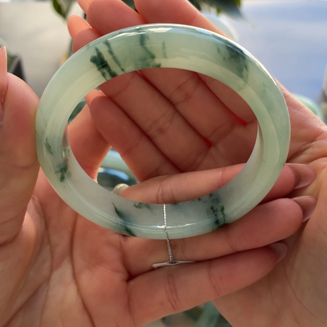 翡翠未镶嵌手镯天然