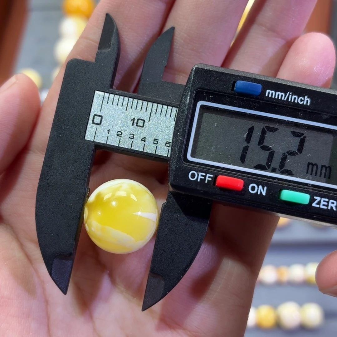 琥珀未镶嵌裸石圆珠