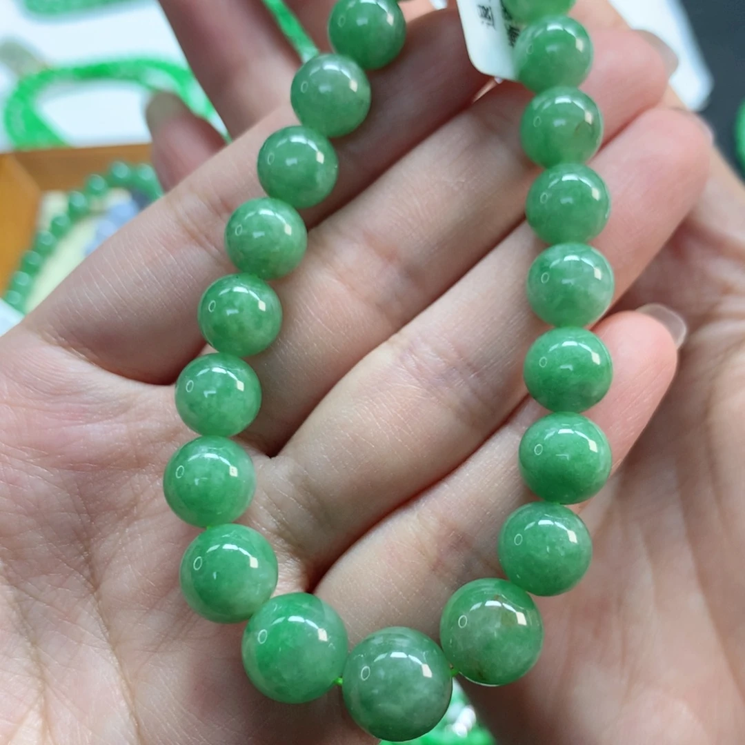 翡翠未镶嵌手链翡翠