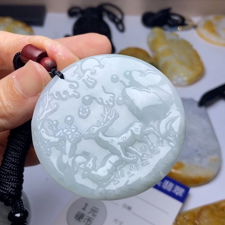 翡翠未镶嵌颈饰翡翠