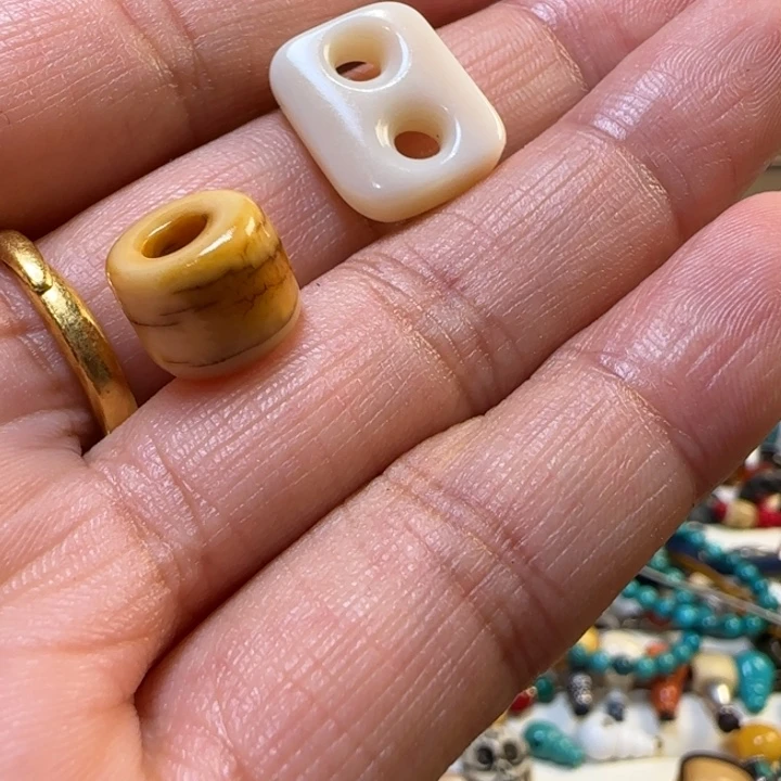 嗖***嗖吊坠柏香籽/百香籽