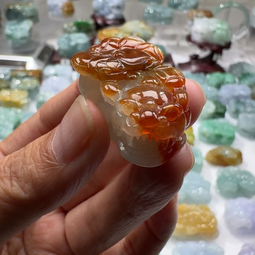 翡翠未镶嵌挂件貔貅