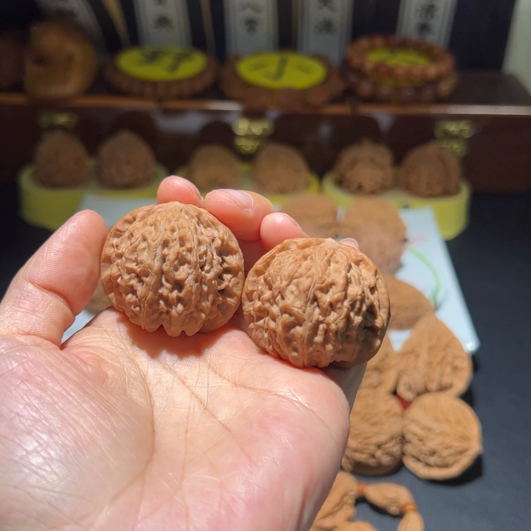 挖***聪把件文玩核桃玄天珠