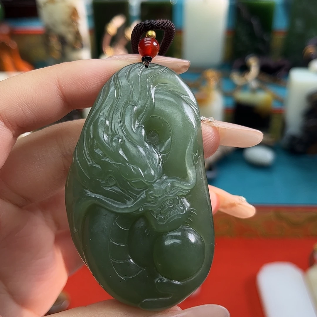 和田玉未镶嵌车挂