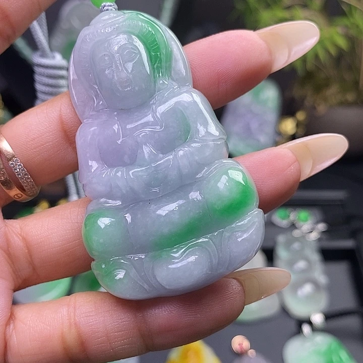 翡翠未镶嵌吊坠(赠链)