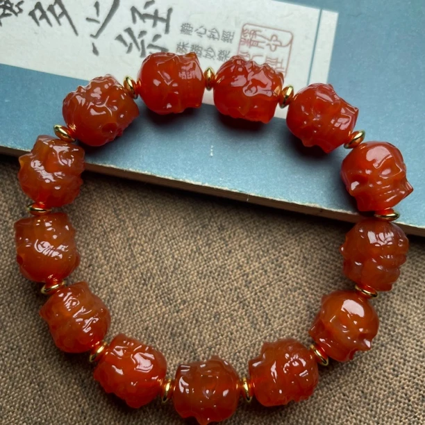 12×13.5大黑天-尸陀林双面红玛瑙手串