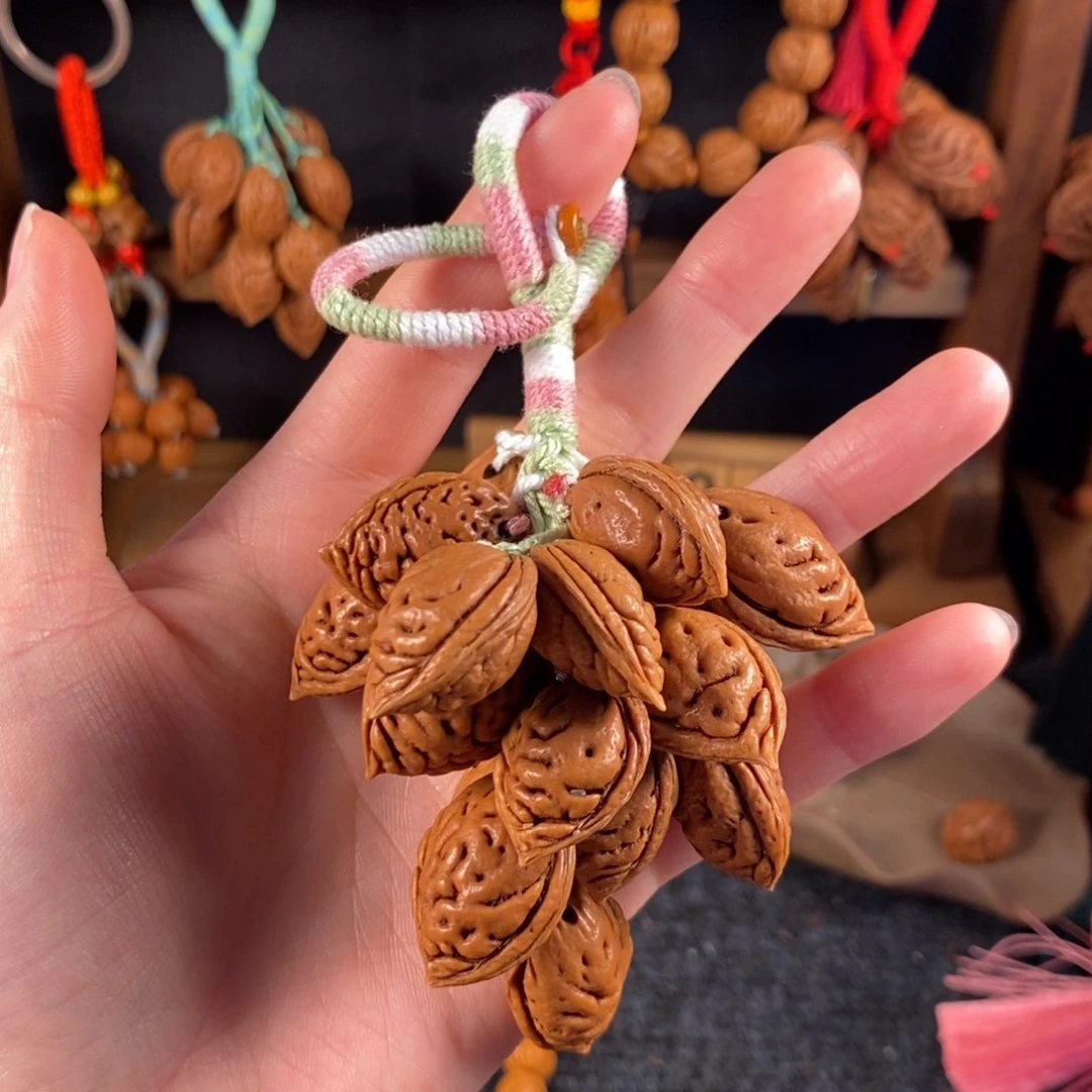 吊坠桃核桃枭挂件