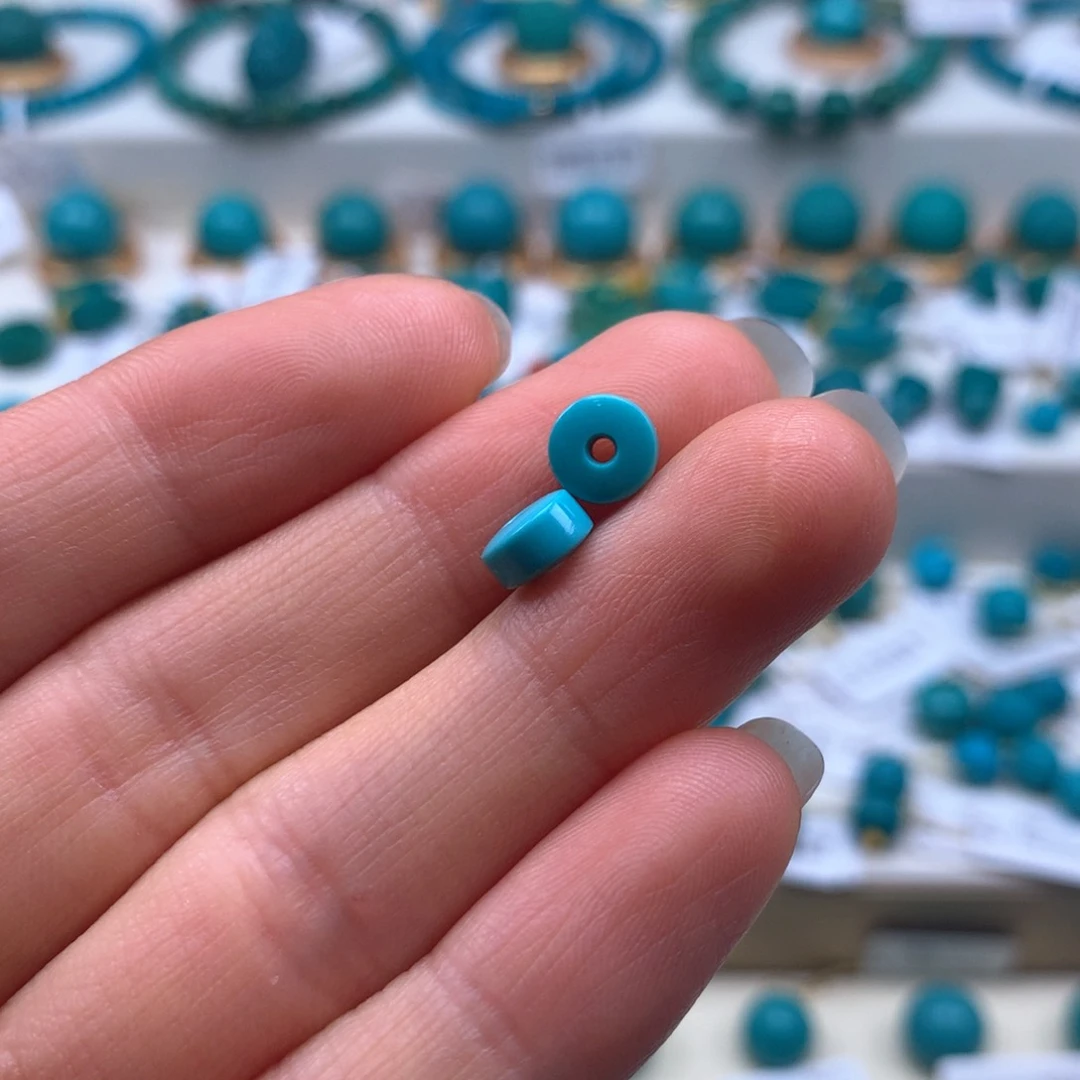 绿松石配饰未镶嵌超***?