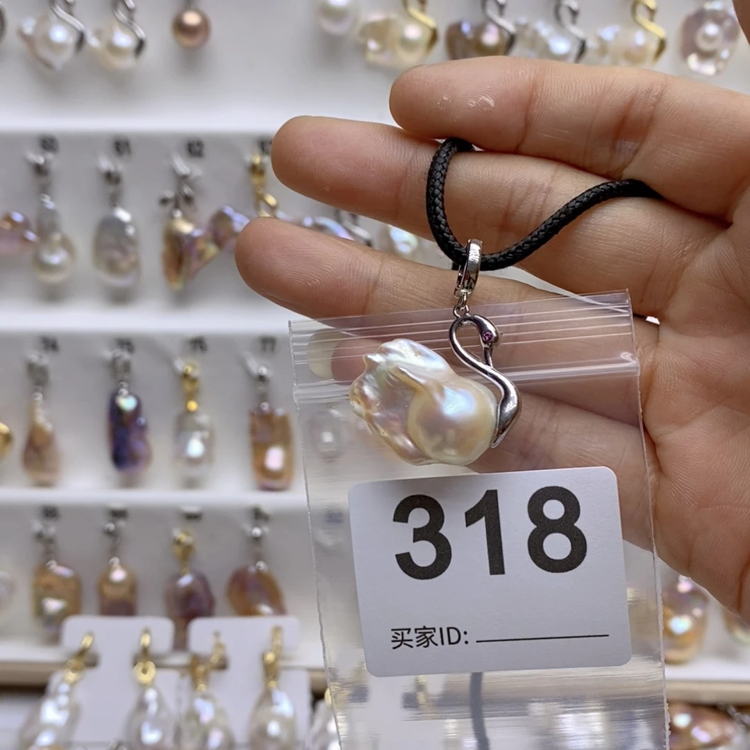 淡水珍珠颈饰银S925镶嵌318