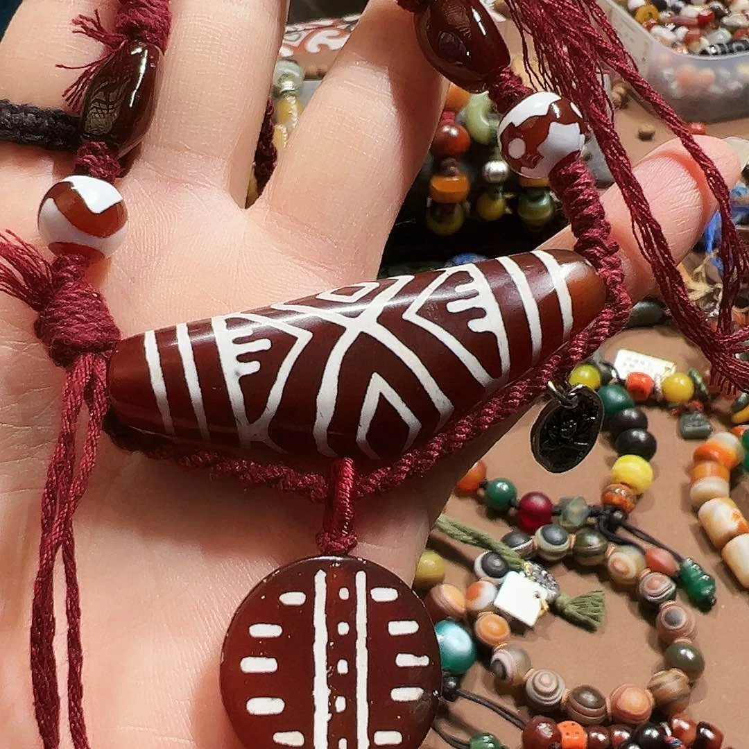 玛瑙/玉髓颈饰未镶嵌