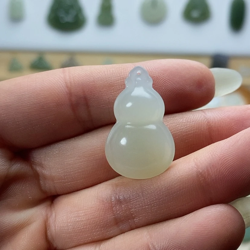 【闪购商品】颈饰未镶嵌和田玉