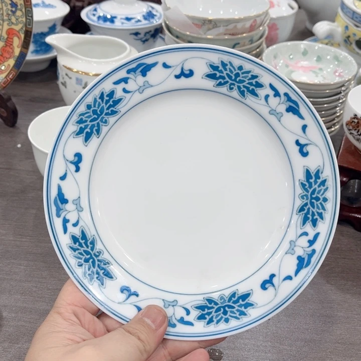 壶古**止釉下五彩的瓷器和瓷器