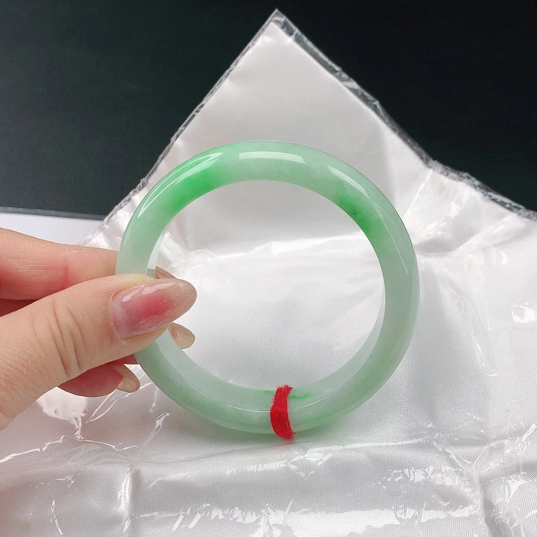 翡翠手镯未镶嵌明*翡翠053