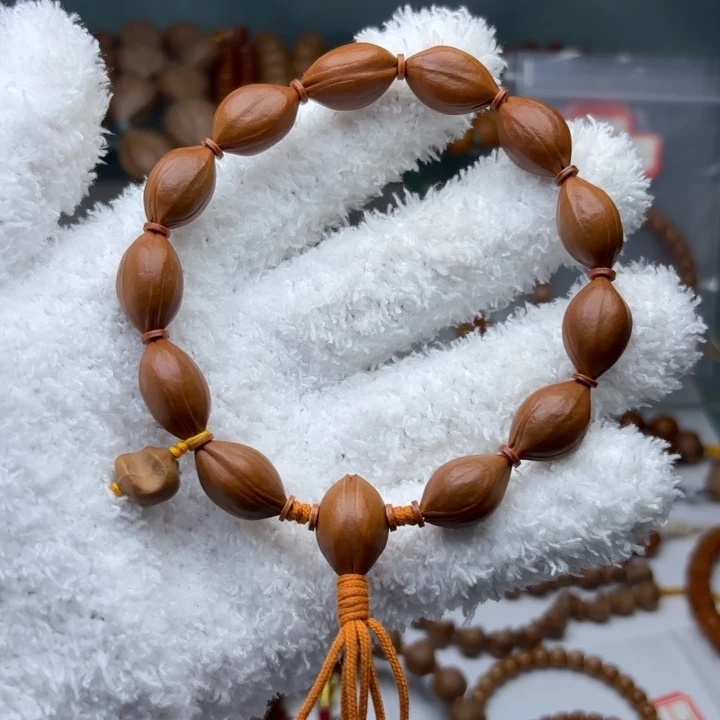 橄榄核吊坠1.25/1.96野生核