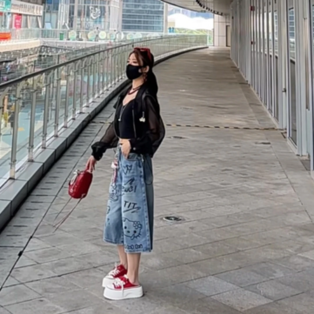 爱心涂鸦洋气牛仔八分裤休闲百搭设计款牛仔裤