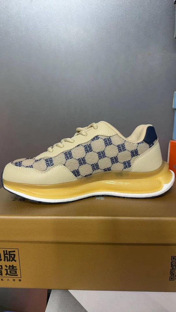 断码撤柜双网加厚运动跑步鞋男女情侣款5558