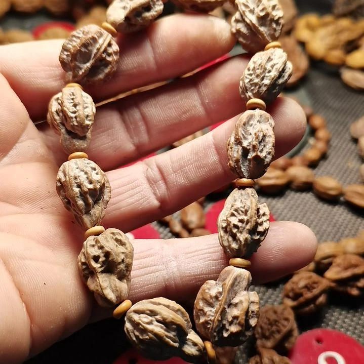 文玩核桃手串大*东北秋子异型籽21