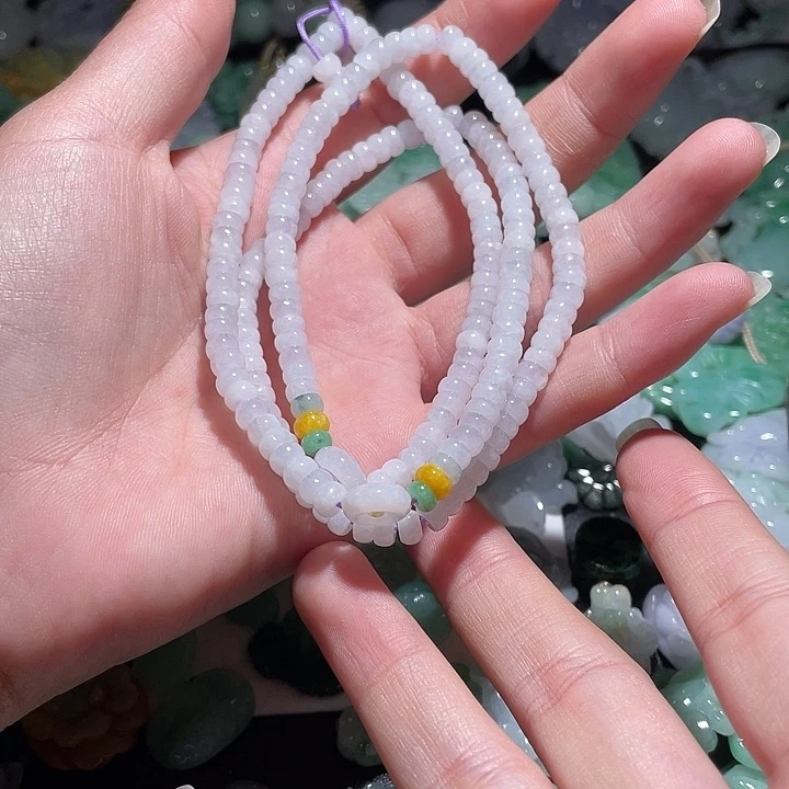 颈饰未镶嵌翡翠天