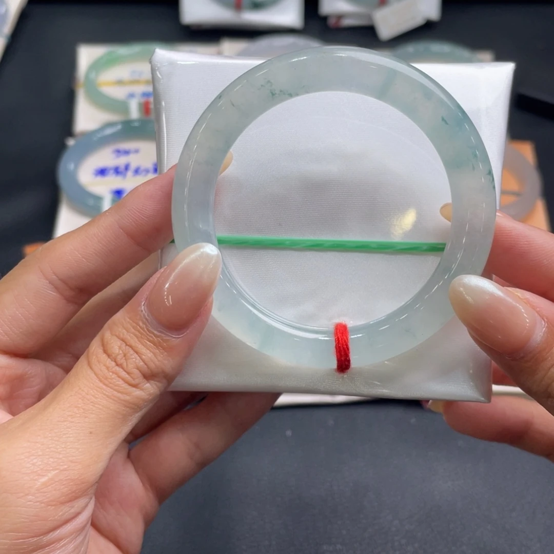 翡翠未镶嵌手镯27号