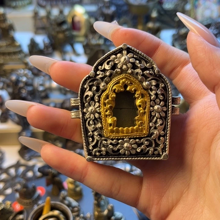 泥塑18号闪价漏价一件