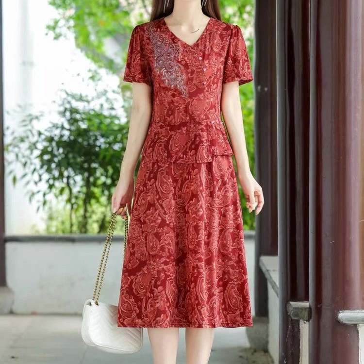 时尚夏装妈妈短袖连衣裙2025新款洋气中老年夏季女装气质碎花裙子