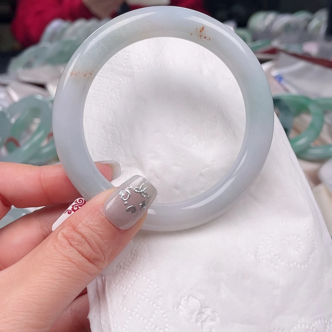 翡翠未镶嵌手镯089