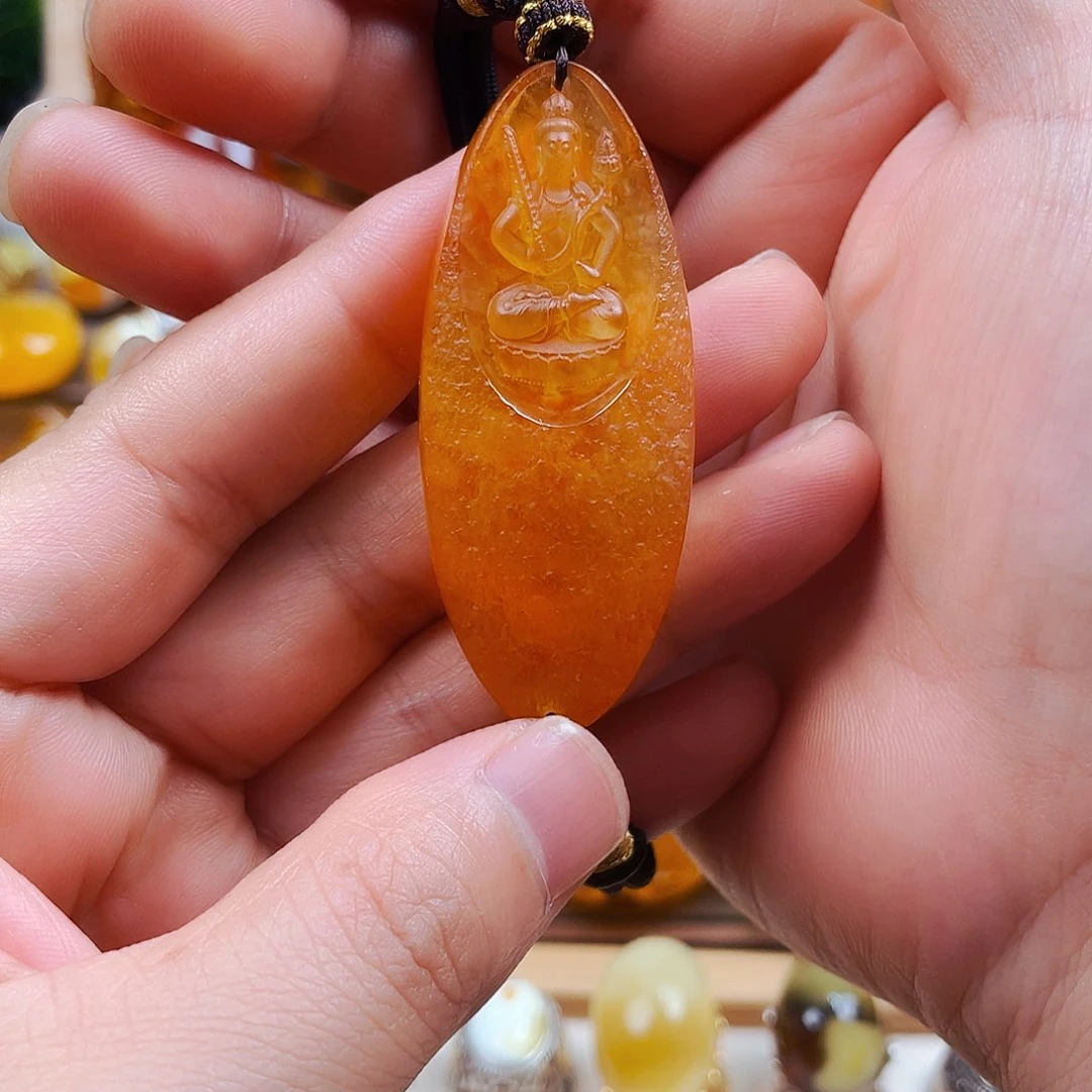 琥珀未镶嵌戒指华**?手牌