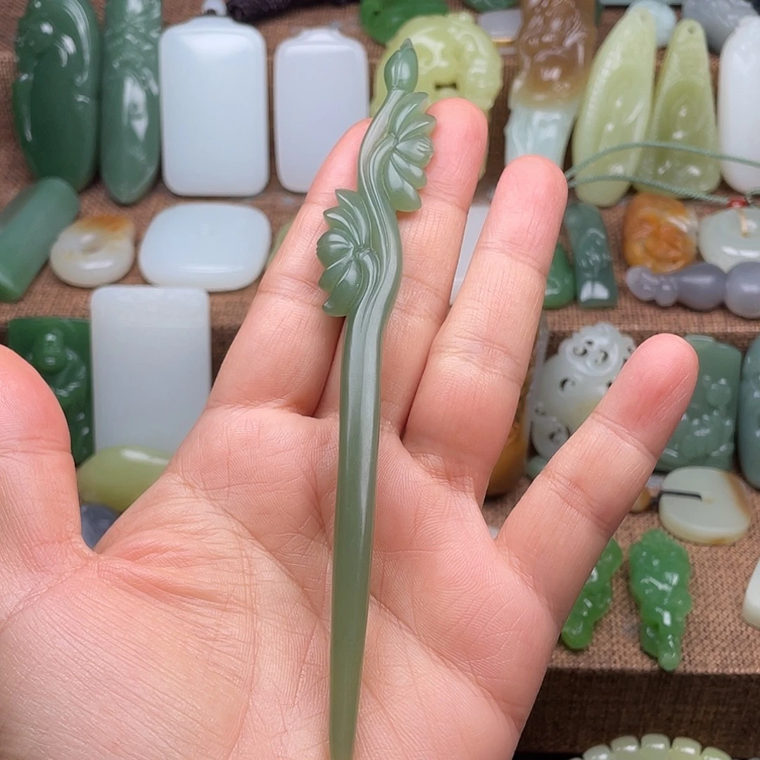 和田玉（碧玉）未镶嵌颈饰