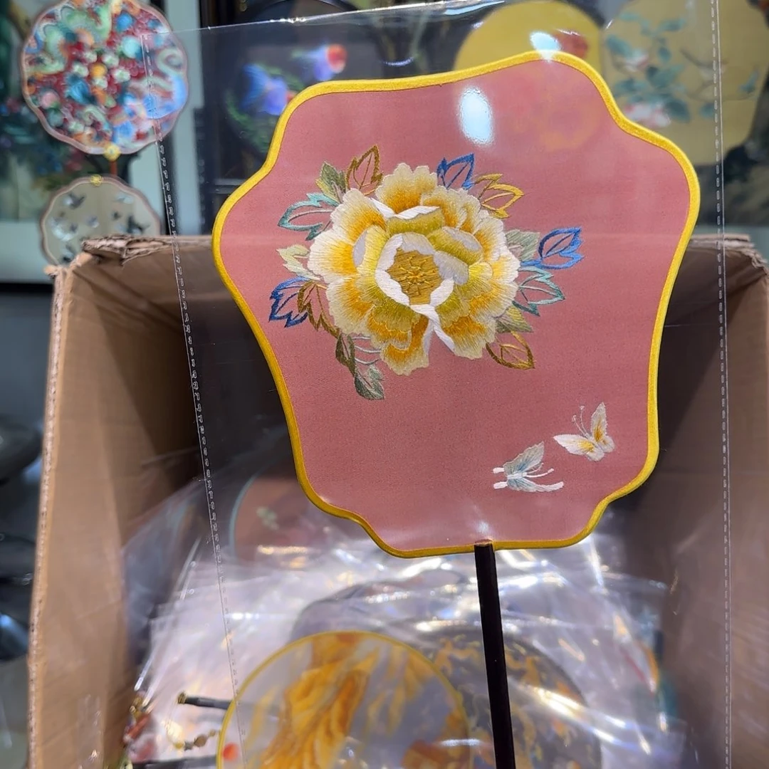 刺绣刺绣工艺精湛