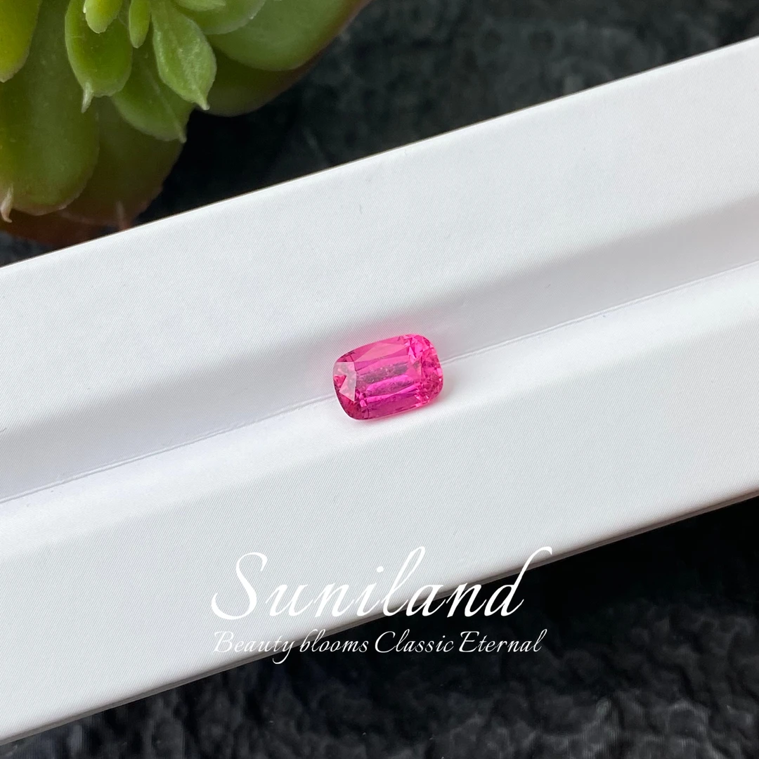 G401-FW-1.98ct-垫形桃红玫瑰卢比莱碧玺/GRC证书2412090167