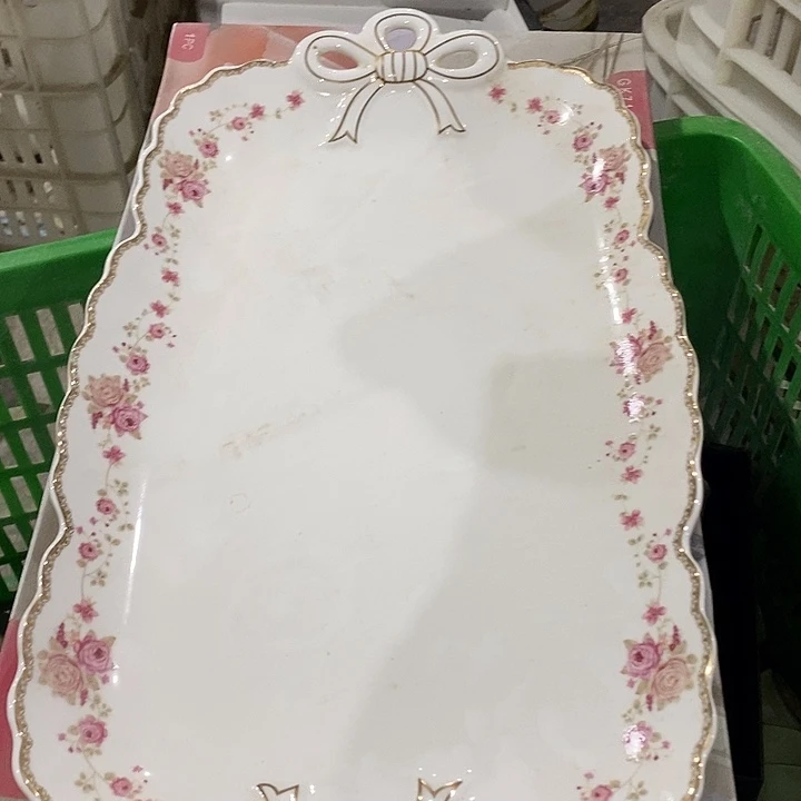 瓷片一个，11111111111111111.带礼盒