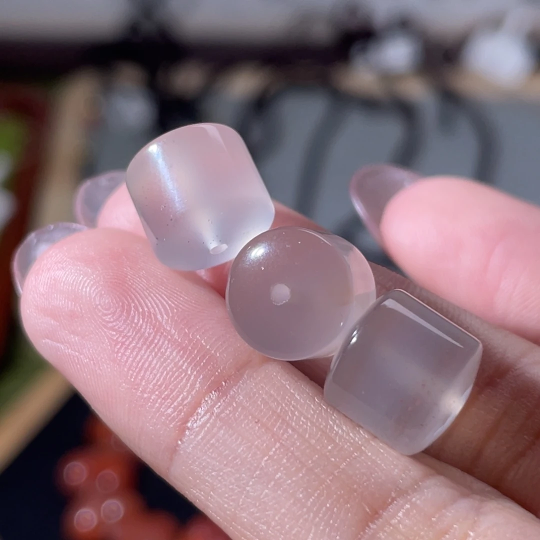 南红玛瑙未镶嵌挂件9670