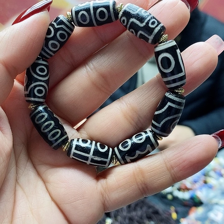 玛瑙/玉髓颈饰合金
