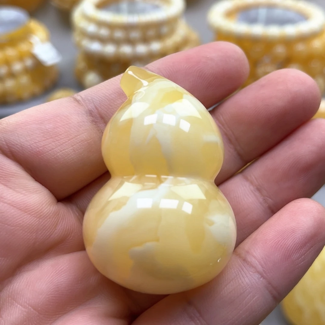 琥珀颈饰未镶嵌吊坠