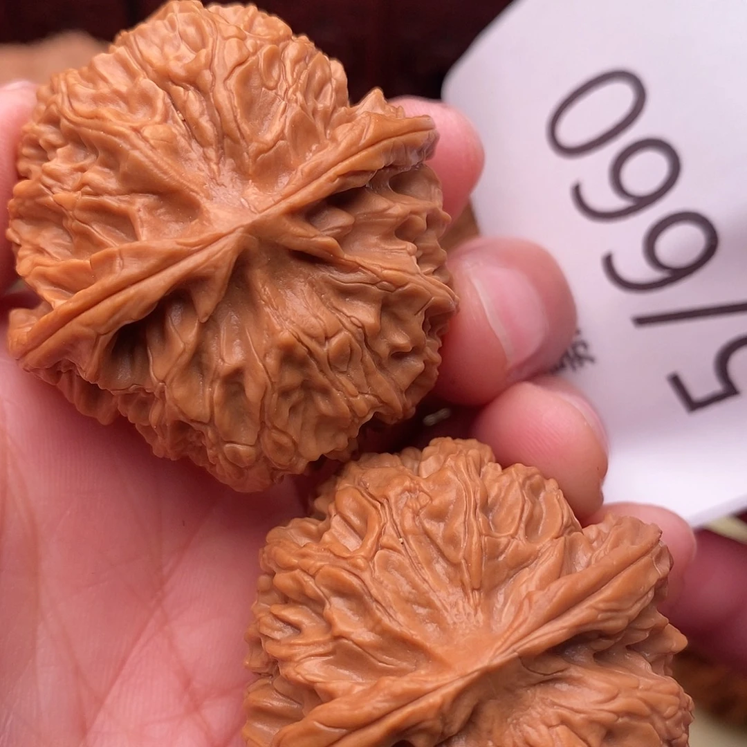 文玩核桃把件40苹果园