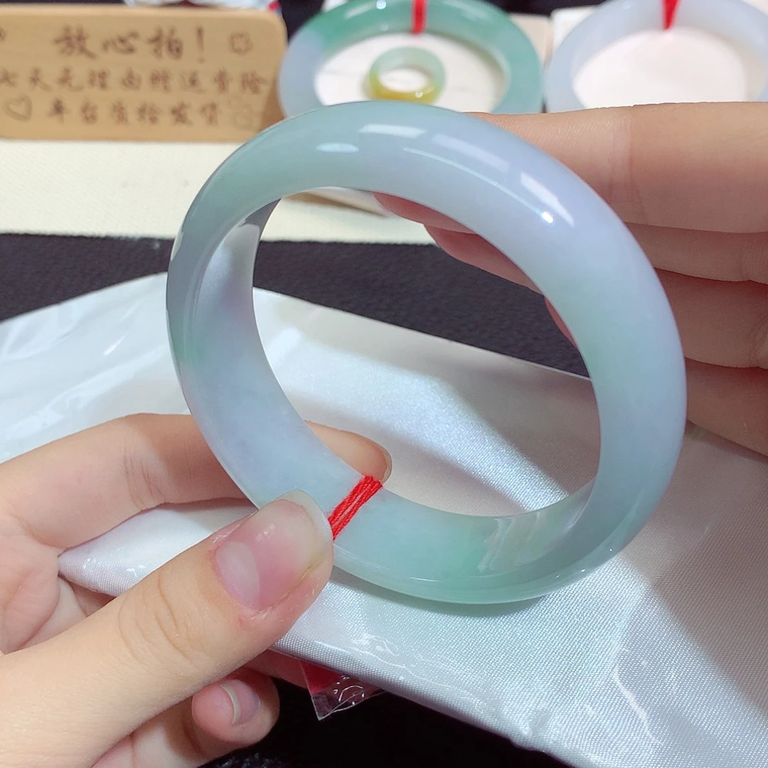 翡翠未镶嵌手镯7048
