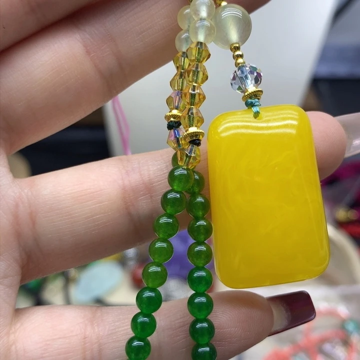 翡翠颈饰未镶嵌吊坠