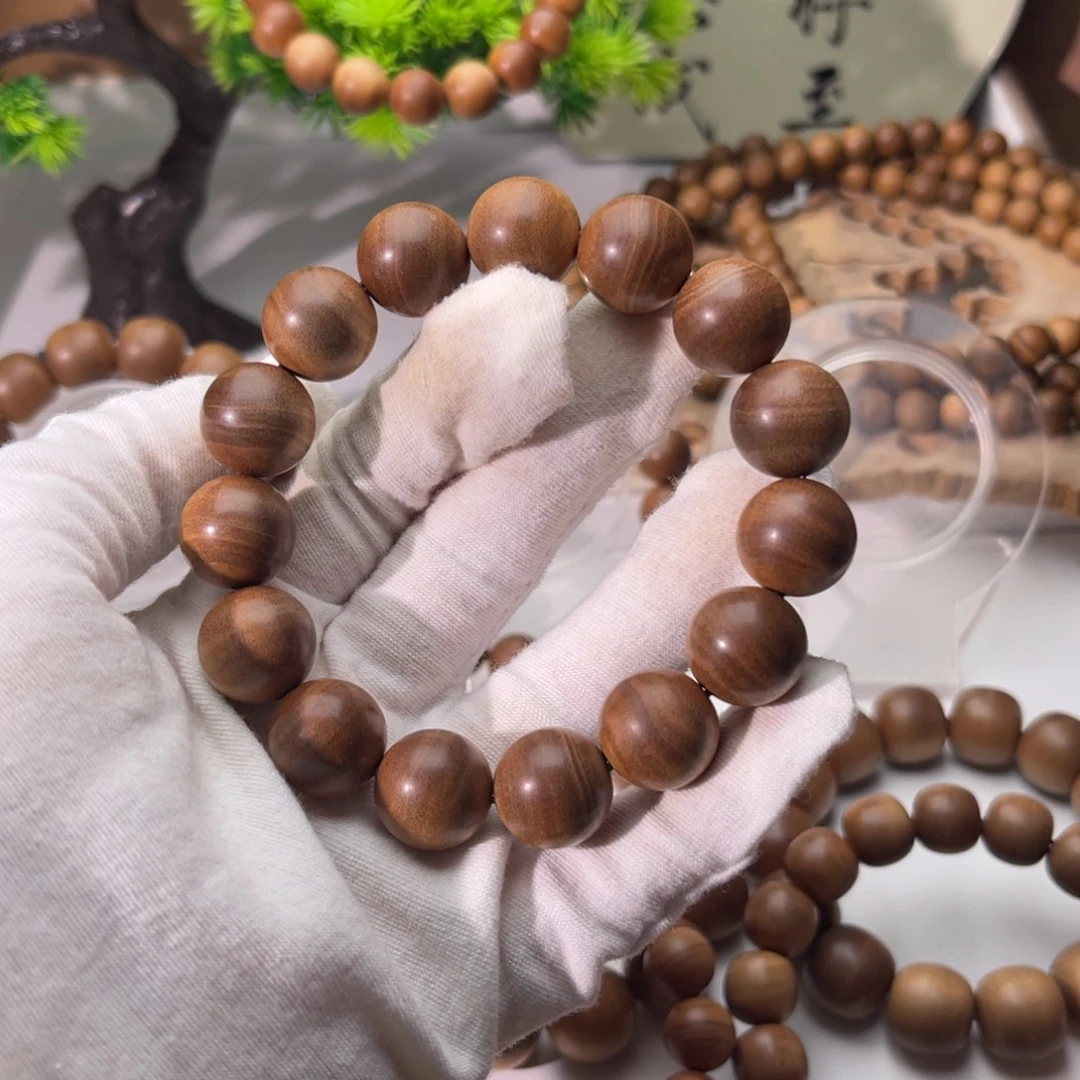 燕***地檀香木其他横纹黑肉15树心