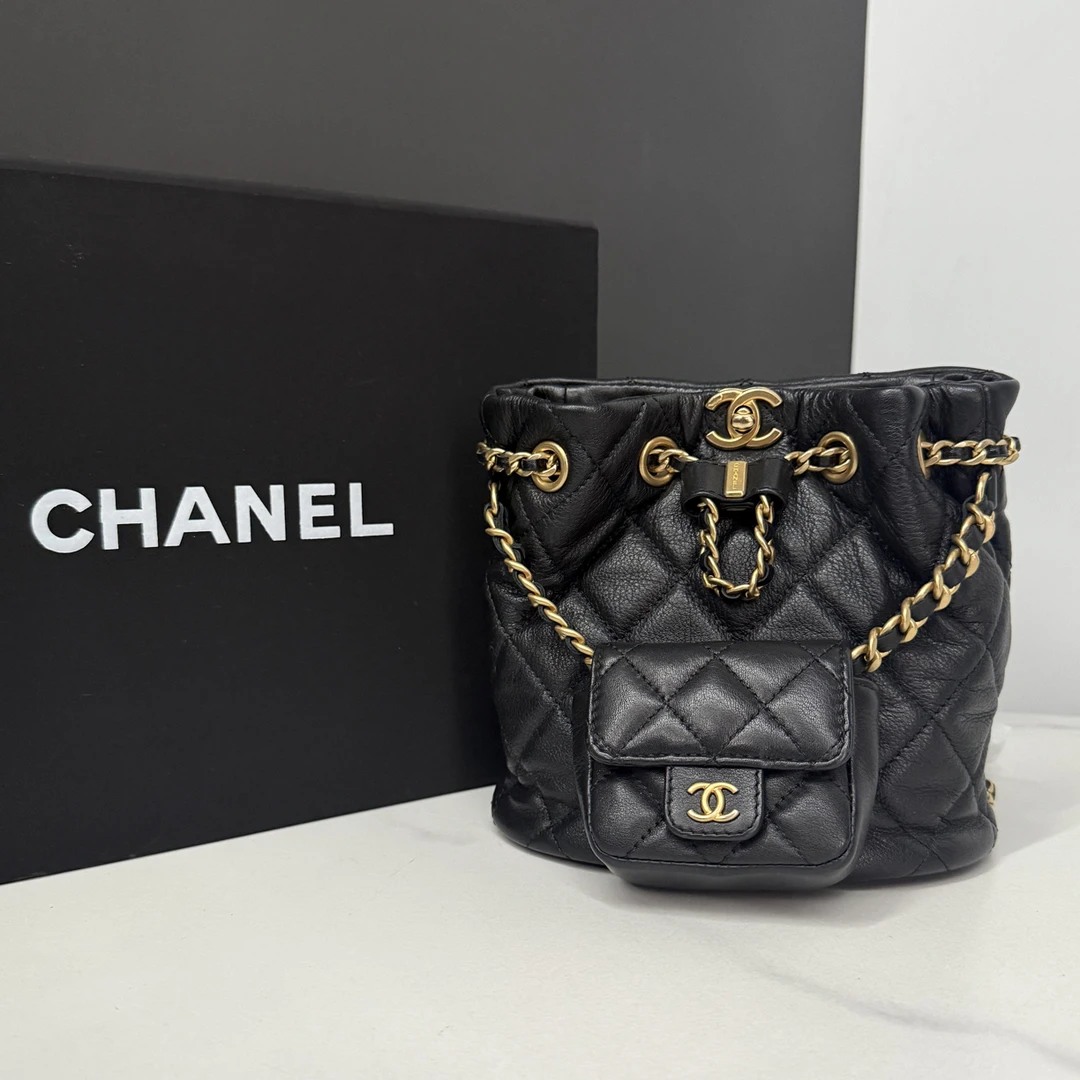 95新 Chanel/香奈儿 23A子母双肩包芯片17cm/0995102404