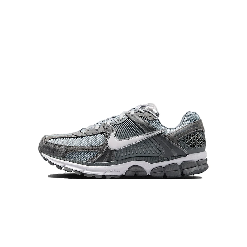 NIKE耐克男子NIKE ZOOM VOMERO 5运动休闲鞋HF1553-003