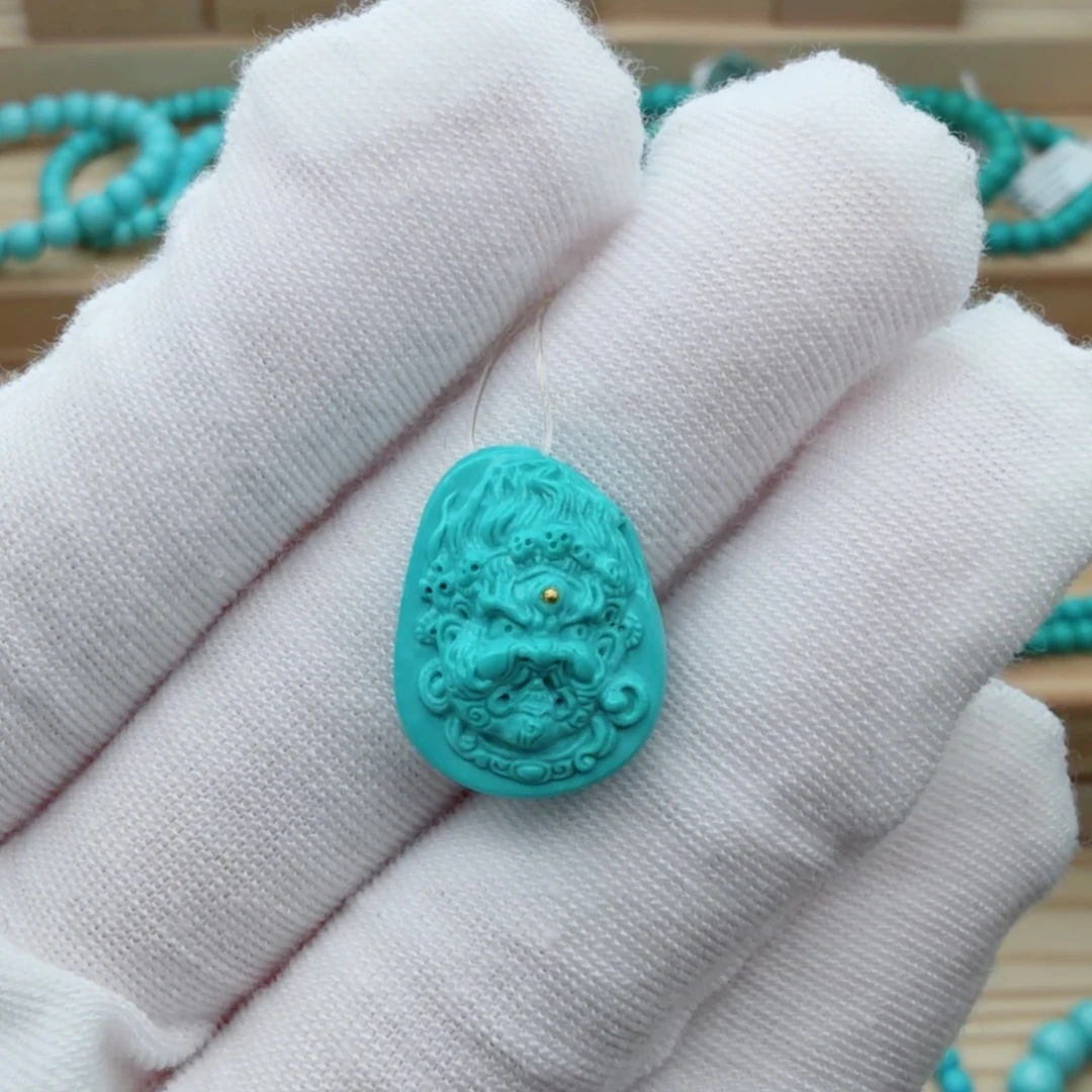 绿松石未镶嵌珠宝奇石